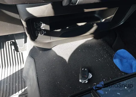 2024 Ram 2500 Big Horn 4X4 6'4 Box z USA, uszkodzony, nr VIN 3C6UR5DJ3RG383228